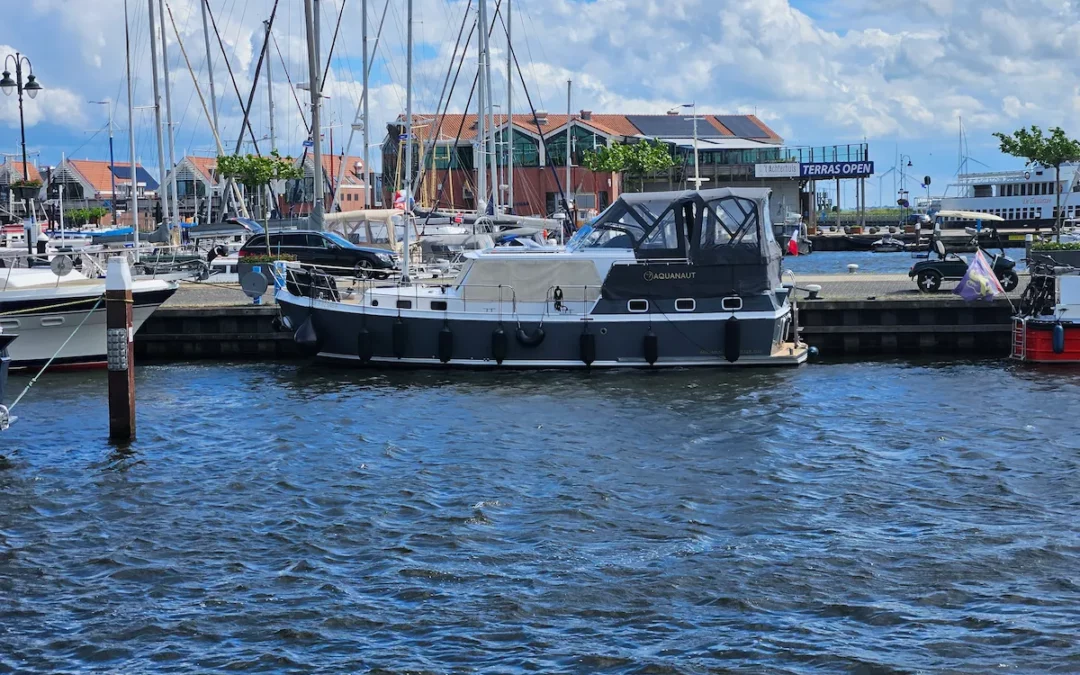 Blokzijl → Urk — Noordoostpolder et écluse coincée