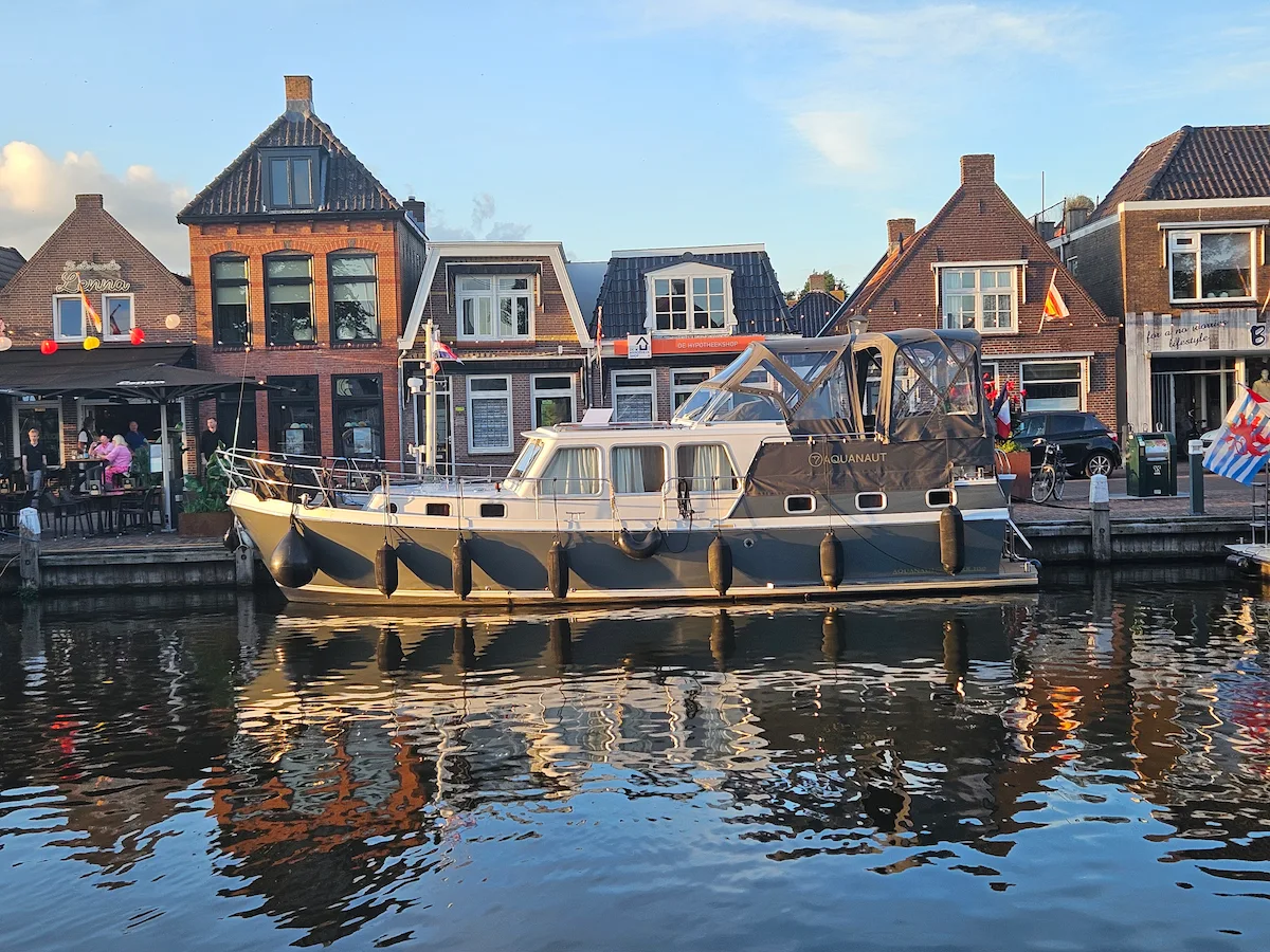Dilamar à Medemblik Lemmer, escale en Frise